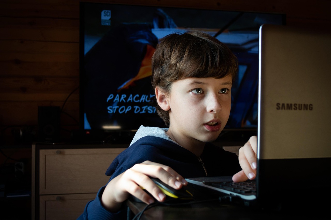 aprenda programação para adolescentes criando jogos no roblox